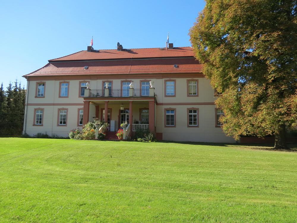 Schloss Lohm Luaran gambar