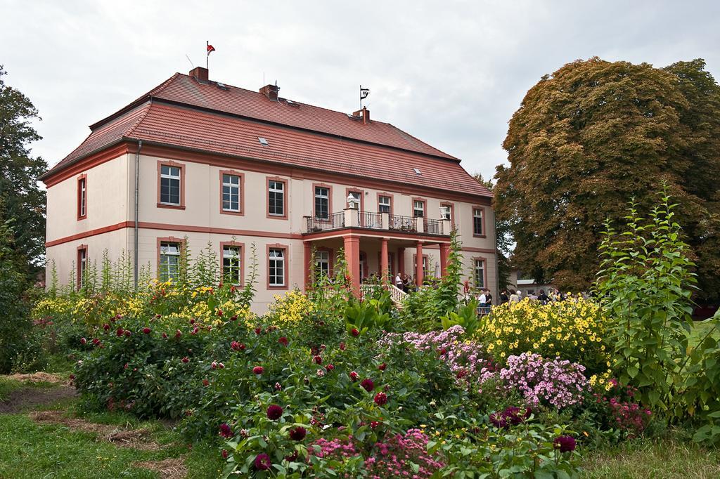 Schloss Lohm Hotel Luaran gambar